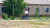 Памятный знак первоцелинникам пос. Полевой. Июль 2022 года