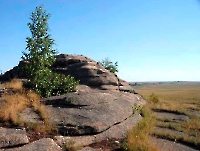 Кваркенские каменные палатки