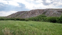Кызкольский мраморный утес на реке Кумыстюбе