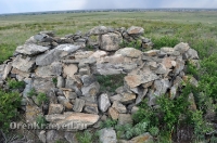 Каменные сооружения близ Адамовки