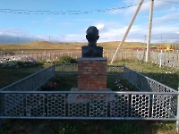 Бюст Герою Советского Союза Аксютину Николаю Васильевичу с. Аксютино