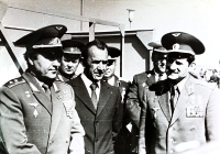 Памятник космонавту, дважды Герою Советского Союза В.М. Комарову, на месте гибели в 1967 г.