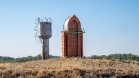 Памятный знак у села Алабайтал