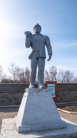 Памятник шахтеру п. Домбаровский. Август 2022 года