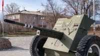Мемориал героев Великой Отечественной войны п. Домбаровский. Апрель 2022 года