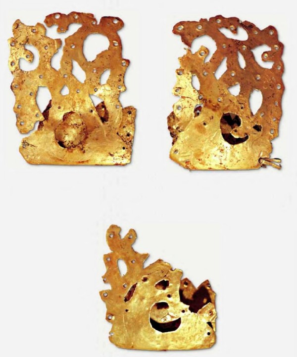 Рис. 4. Могильник Прохоровка 1. курган Б. погребение 3. Золотые накладки на венчике деревянной чаши.